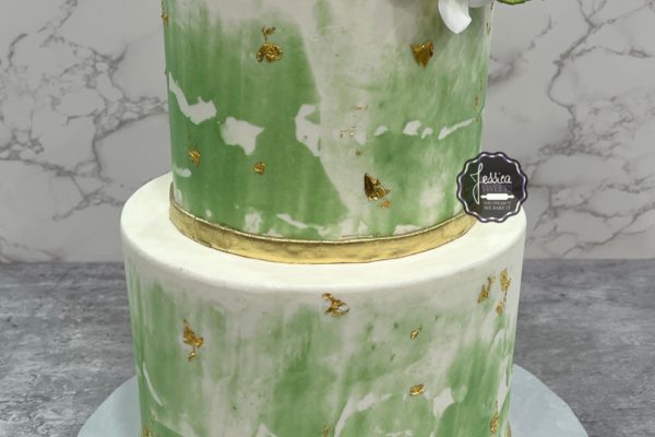 Green white bridal shower cake-min